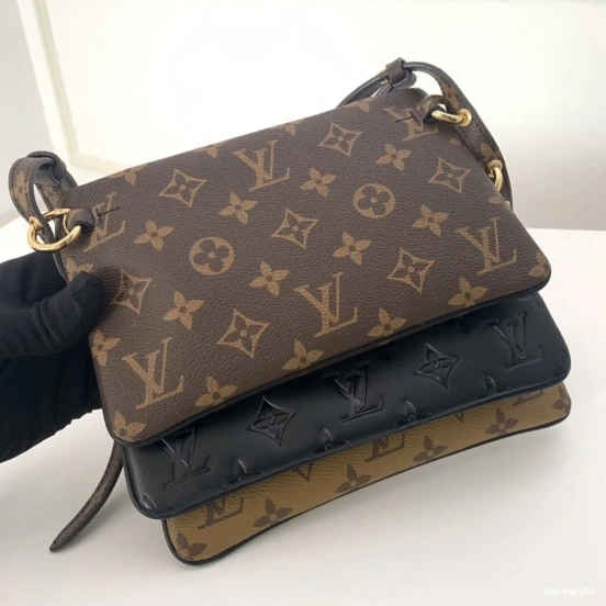 LV3 LOUIS VUITTON POUCHE 0323